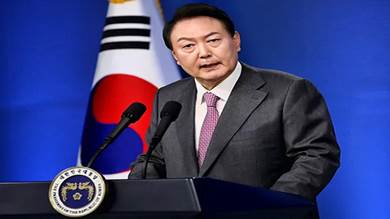 الرئيس الكوري الجنوبي يون سوك يول خلال أول مؤتمر صحافي رسمي يعقده في سول